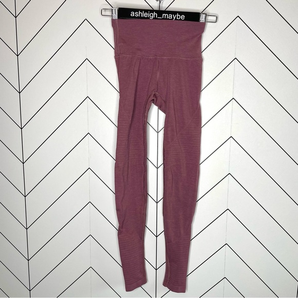 Alphalete | OG Revival Seamless Compression Workout Leggings Mauve Pink Size XS - Picture 3 of 11